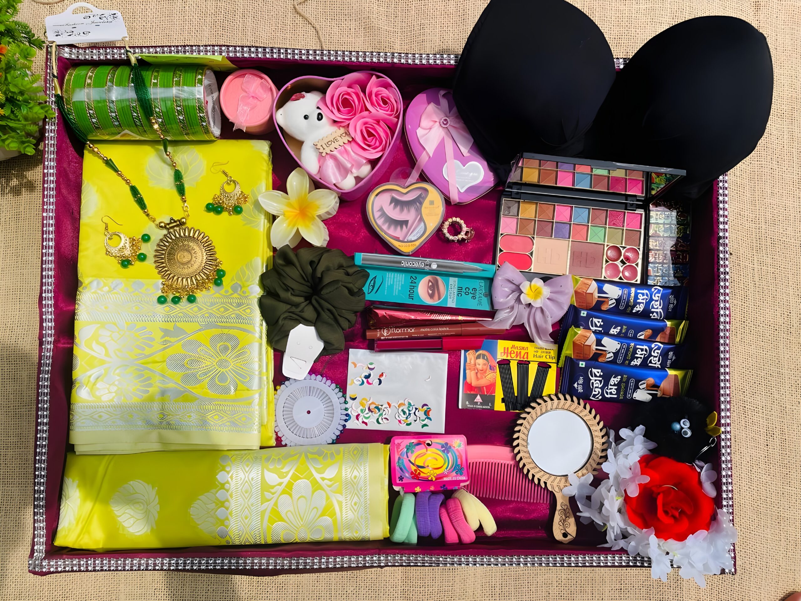 অপরূপা টিয়া