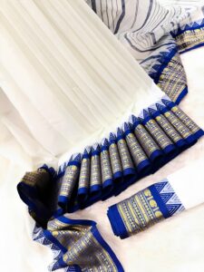 সাদা শাড়ি